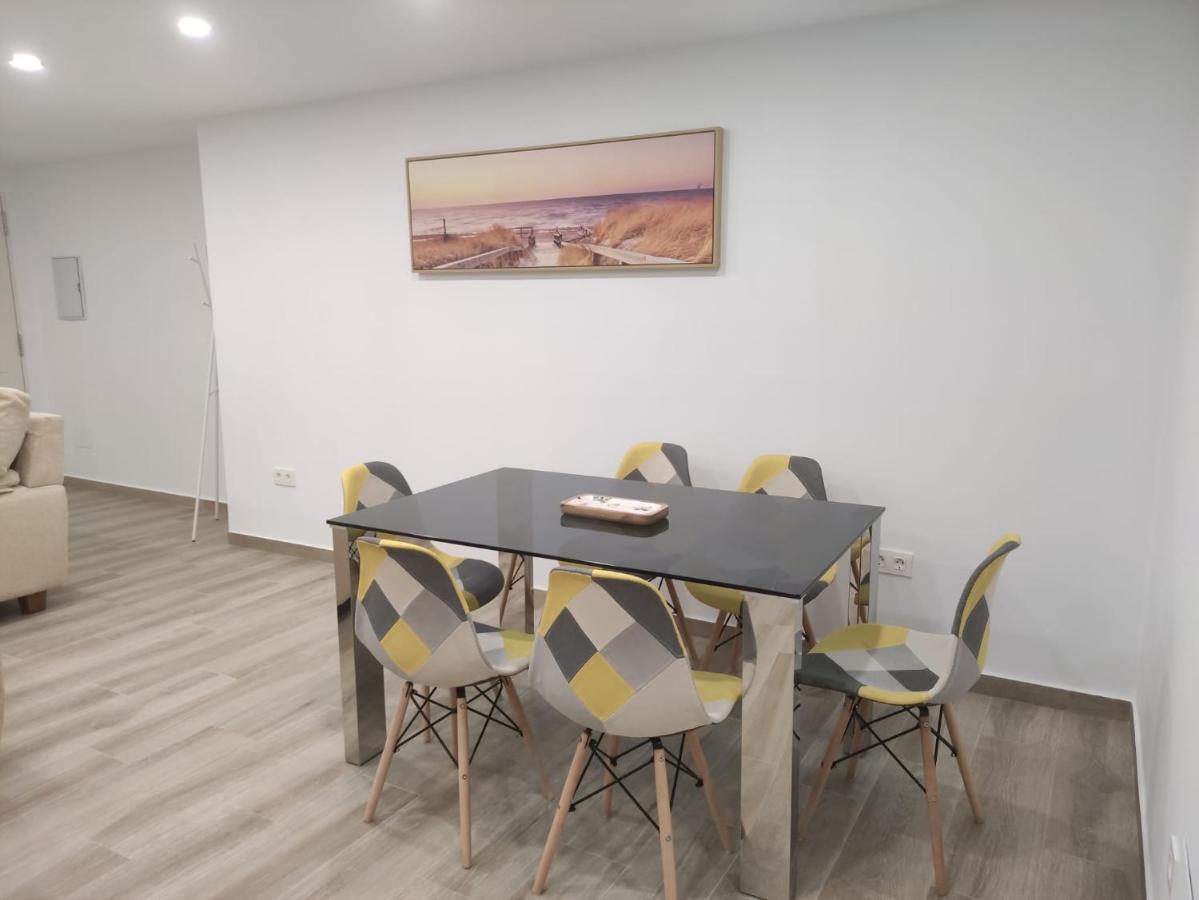 Apartamentos La Libertad 2 เบนัลมาเดนา ภายนอก รูปภาพ